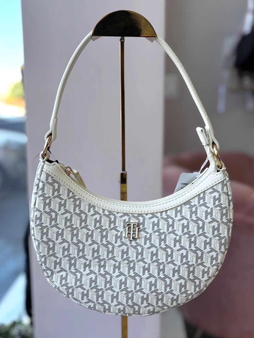 Tommy Hilfiger Monogram Polyurethane Shoulder Bag